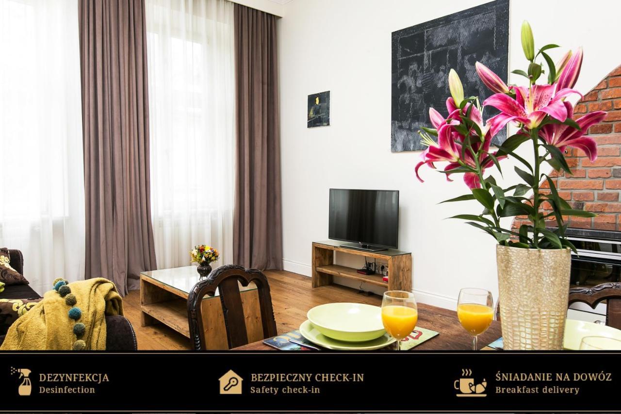 Old Town Brigue Apartment By Otium كراكوفيا المظهر الخارجي الصورة