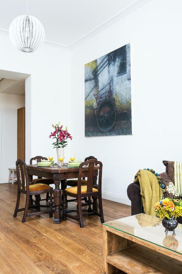 Old Town Brigue Apartment By Otium كراكوفيا المظهر الخارجي الصورة